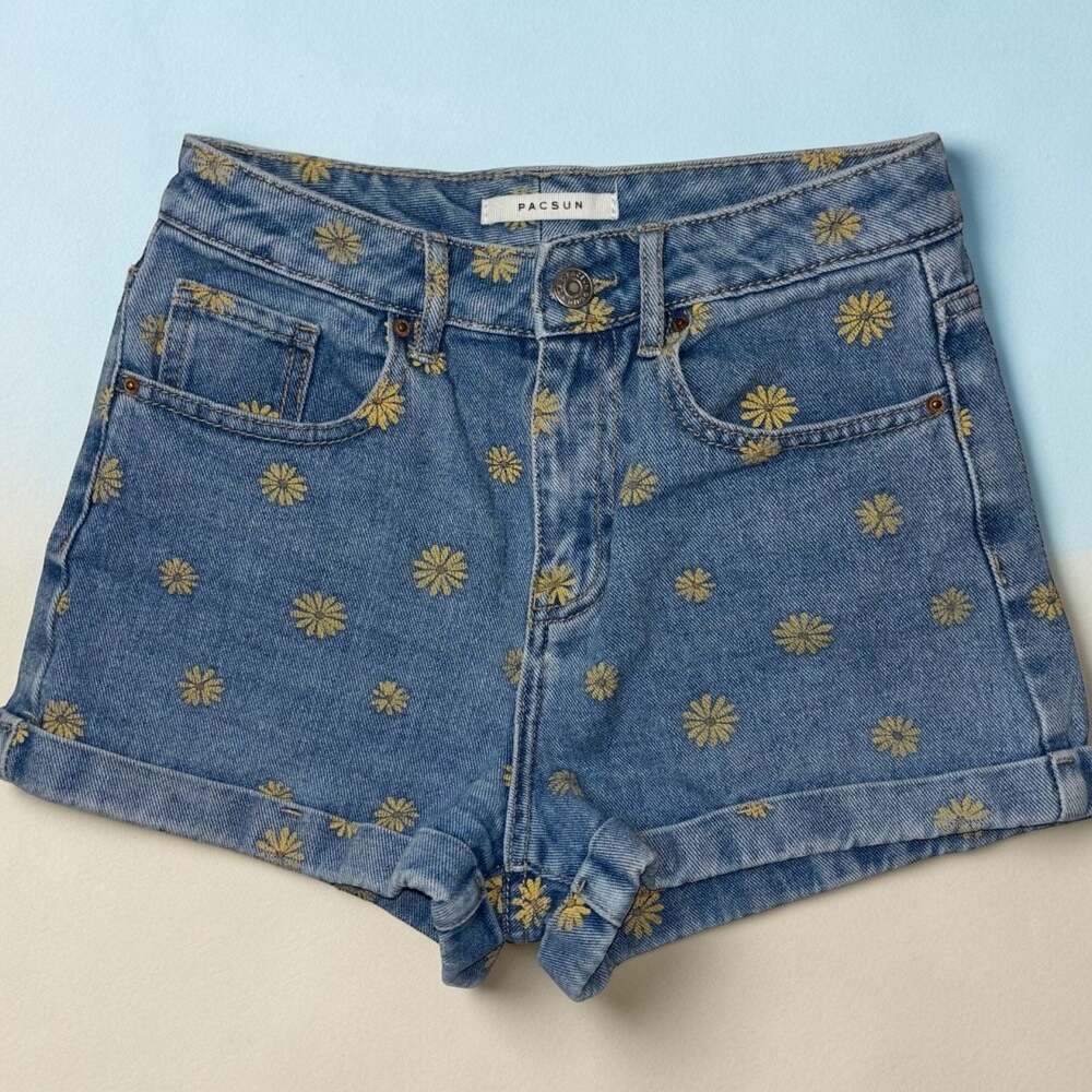 PacSun High Rise Wild Daisy Floral Print Denim Mom Shorts Size 24